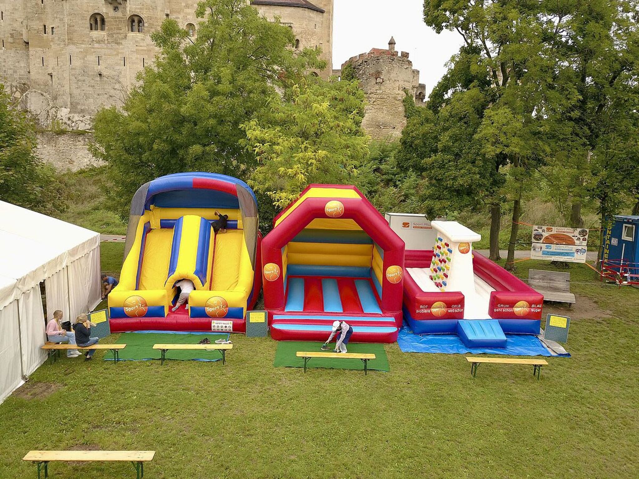 Kinderbetreuung Pflug