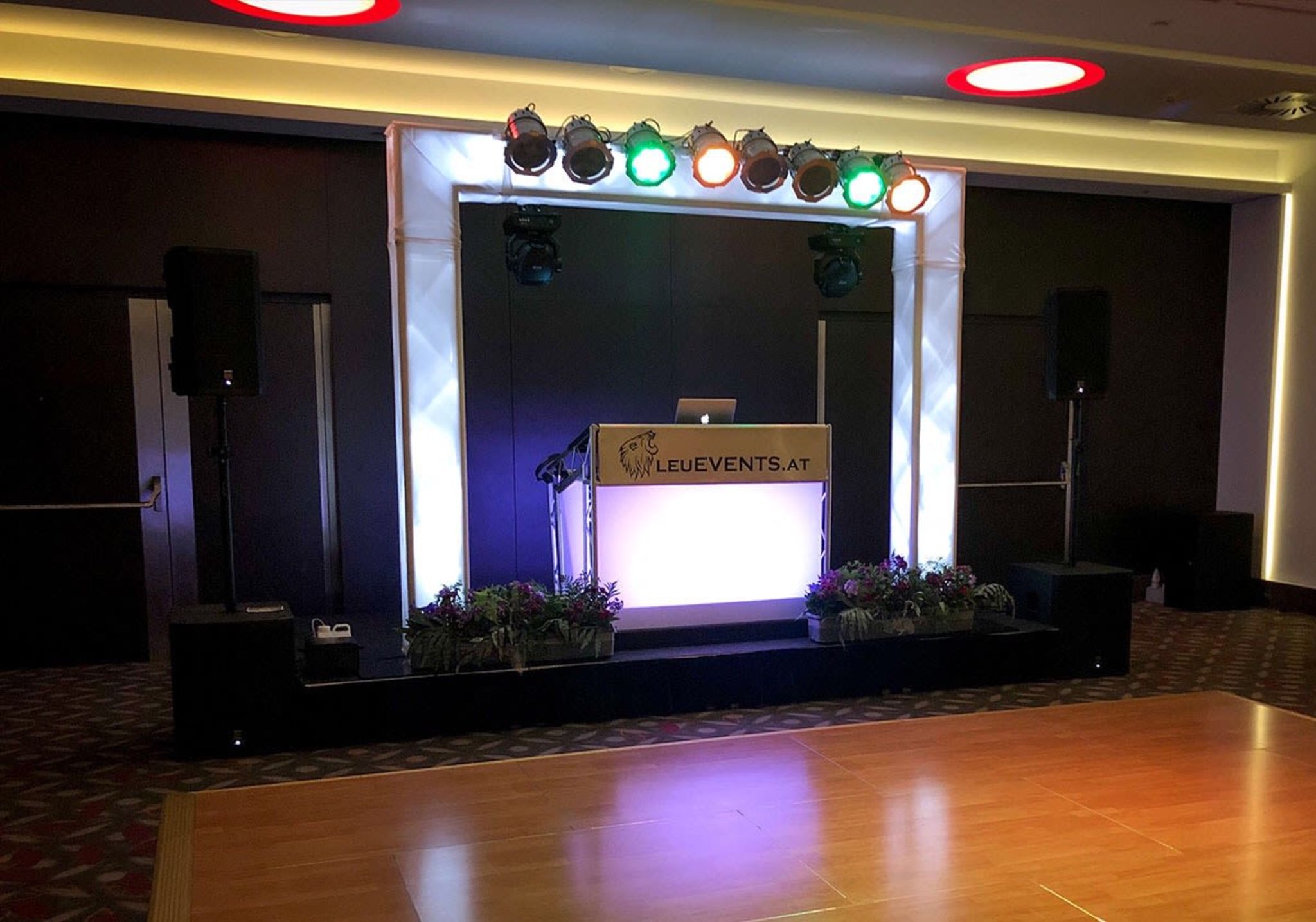 LeuWeddings